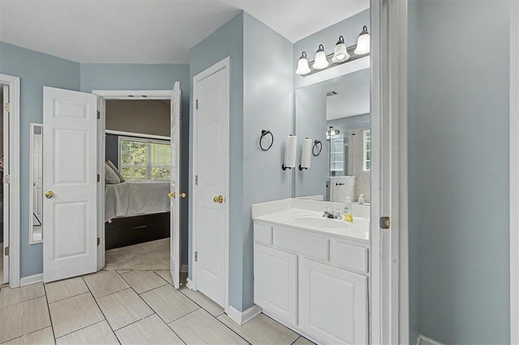 3139 Brookeview Lane NW