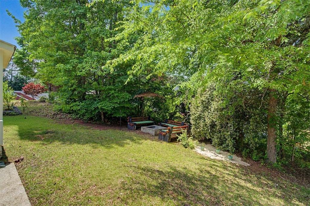 3139 Brookeview Lane NW