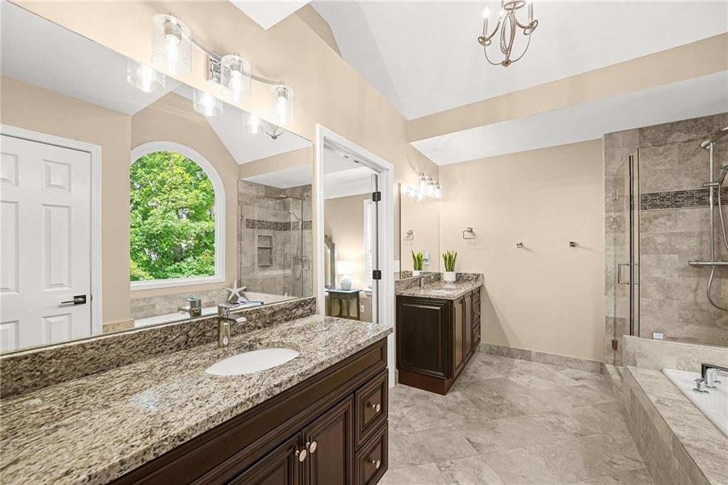 2437 Retreat Close