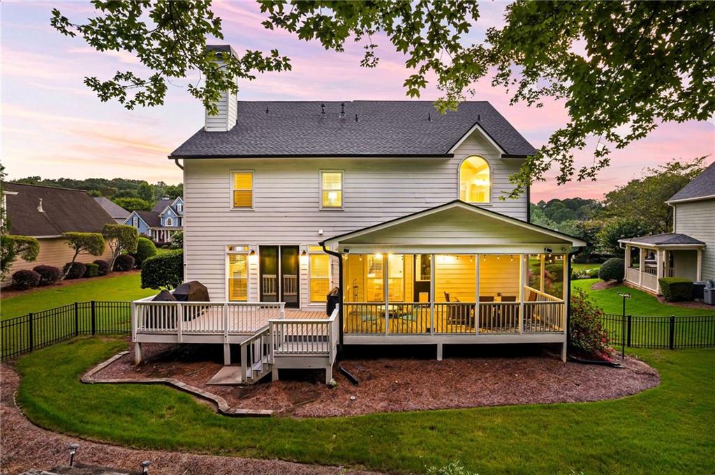 2437 Retreat Close
