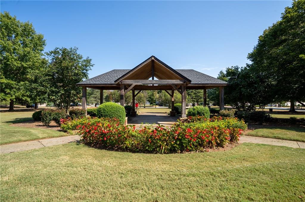 302 Oak Leaf Place