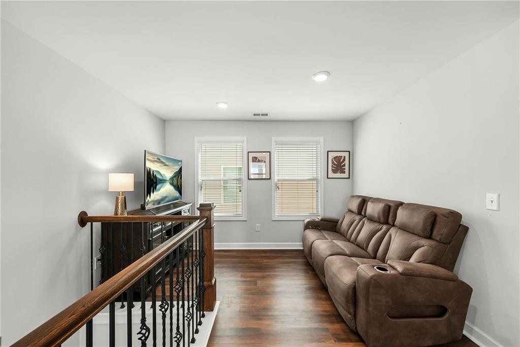 3747 Silvery Way