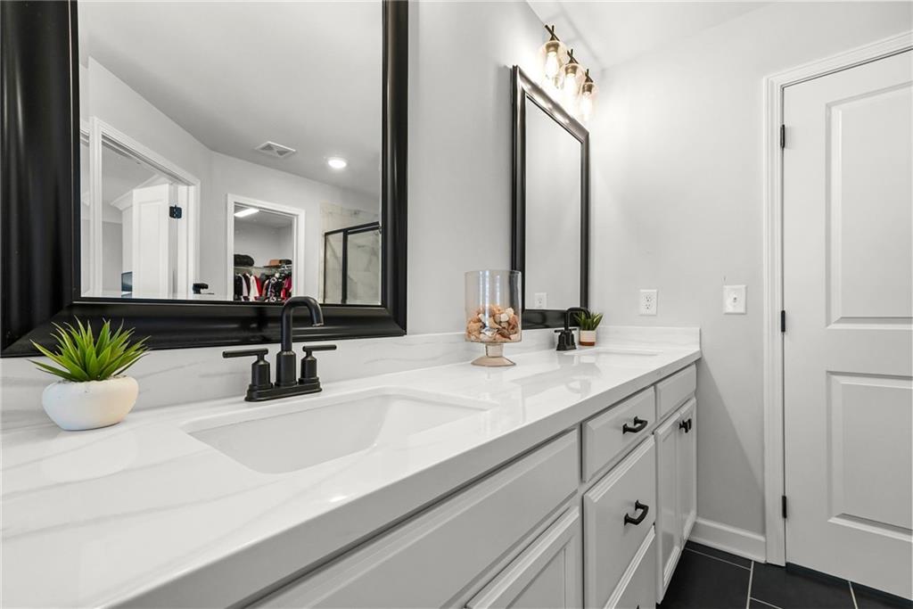 3747 Silvery Way