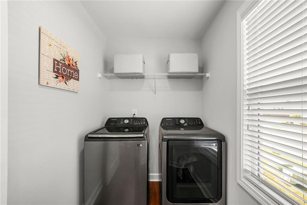 3747 Silvery Way