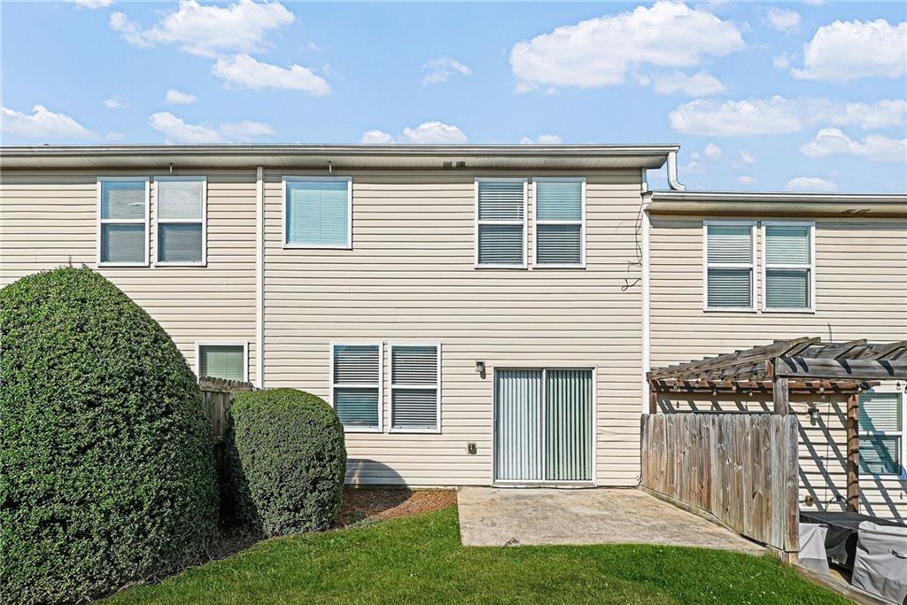 302 Oak Leaf Place