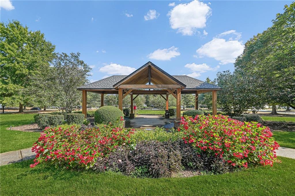 302 Oak Leaf Place
