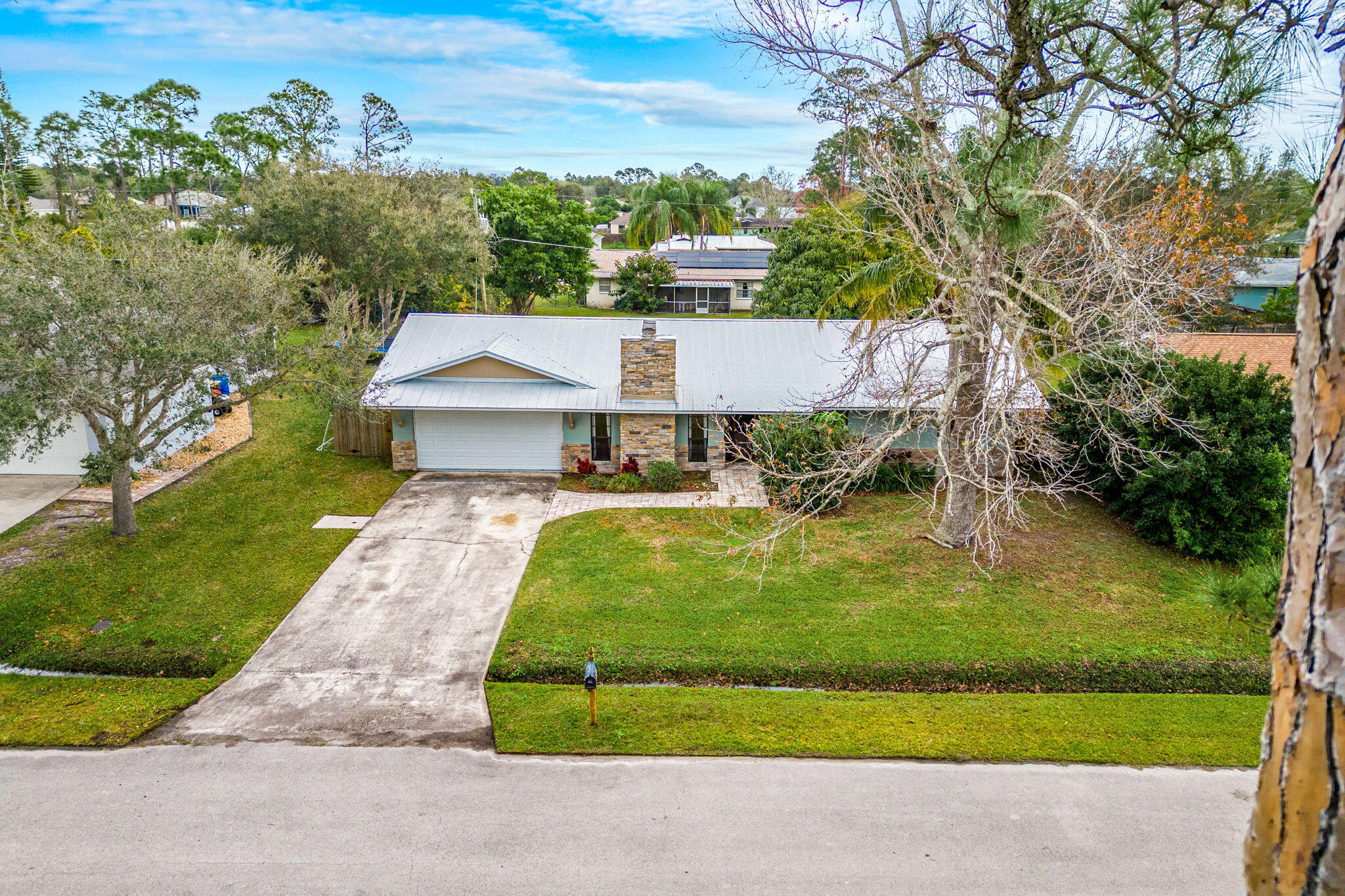 321 Christmas Avenue SE