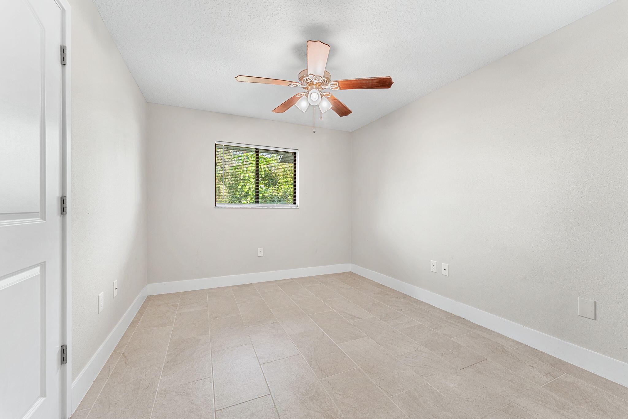 321 Christmas Avenue SE