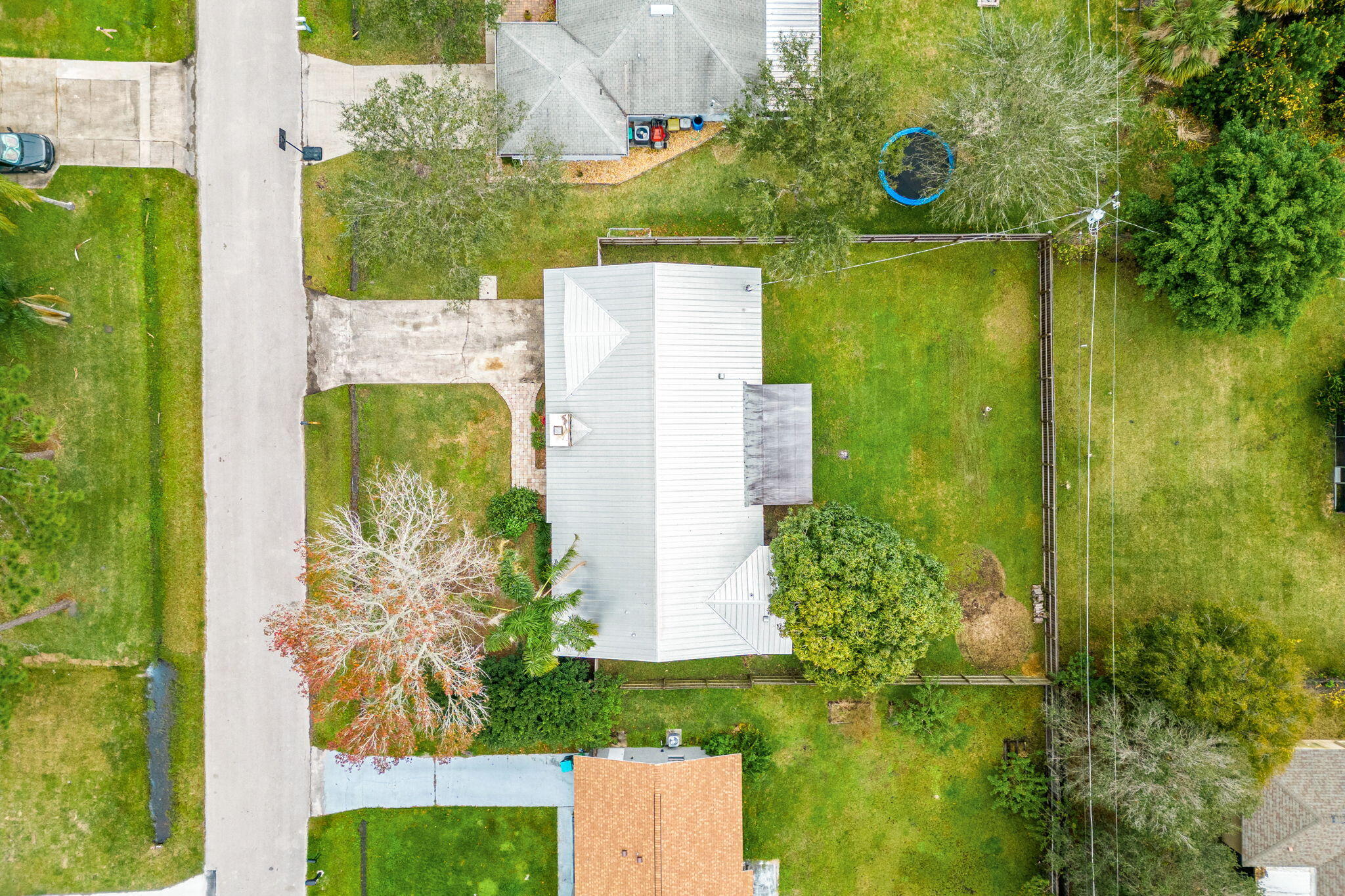 321 Christmas Avenue SE