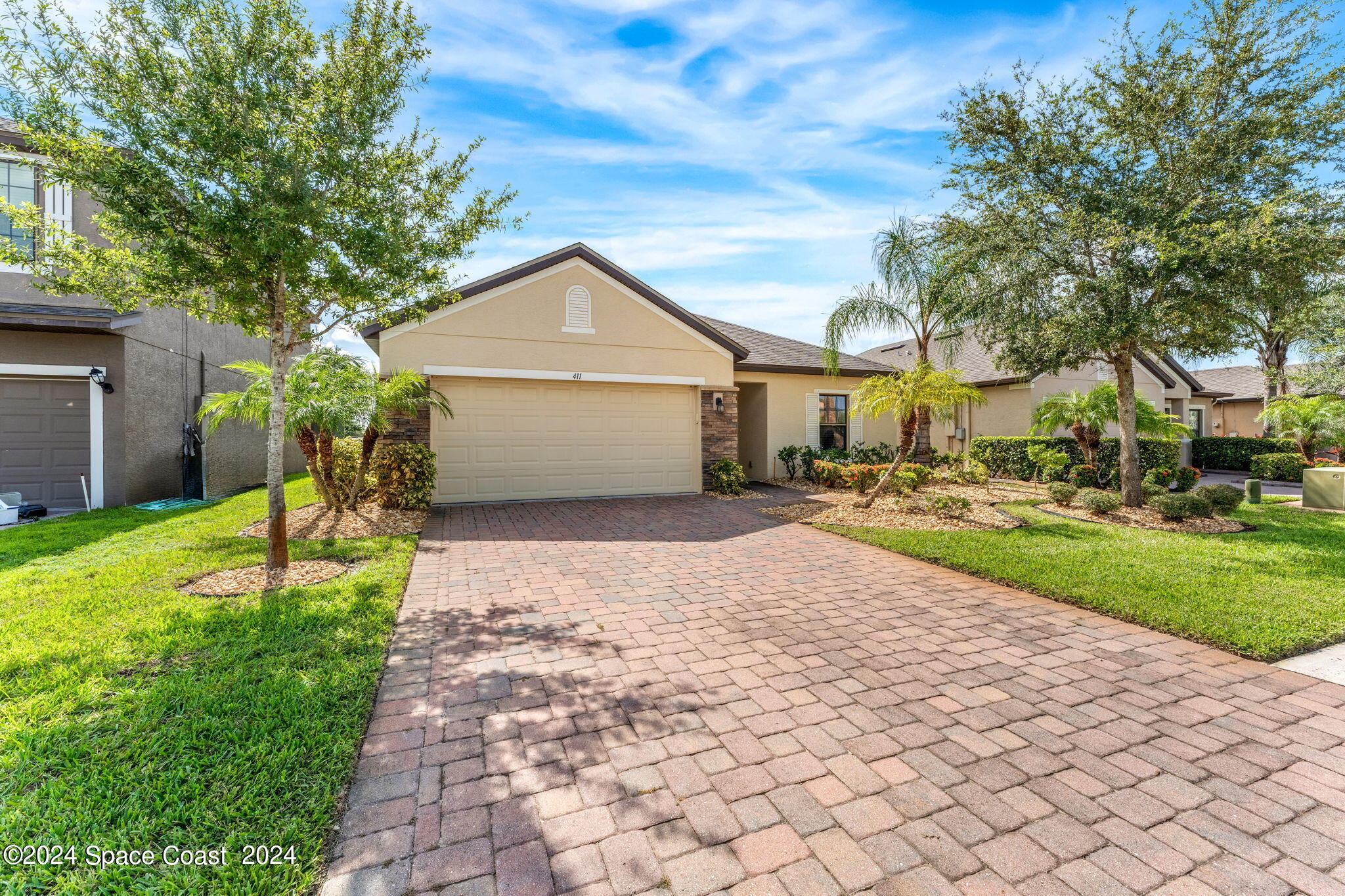 411 Trymore Drive SE