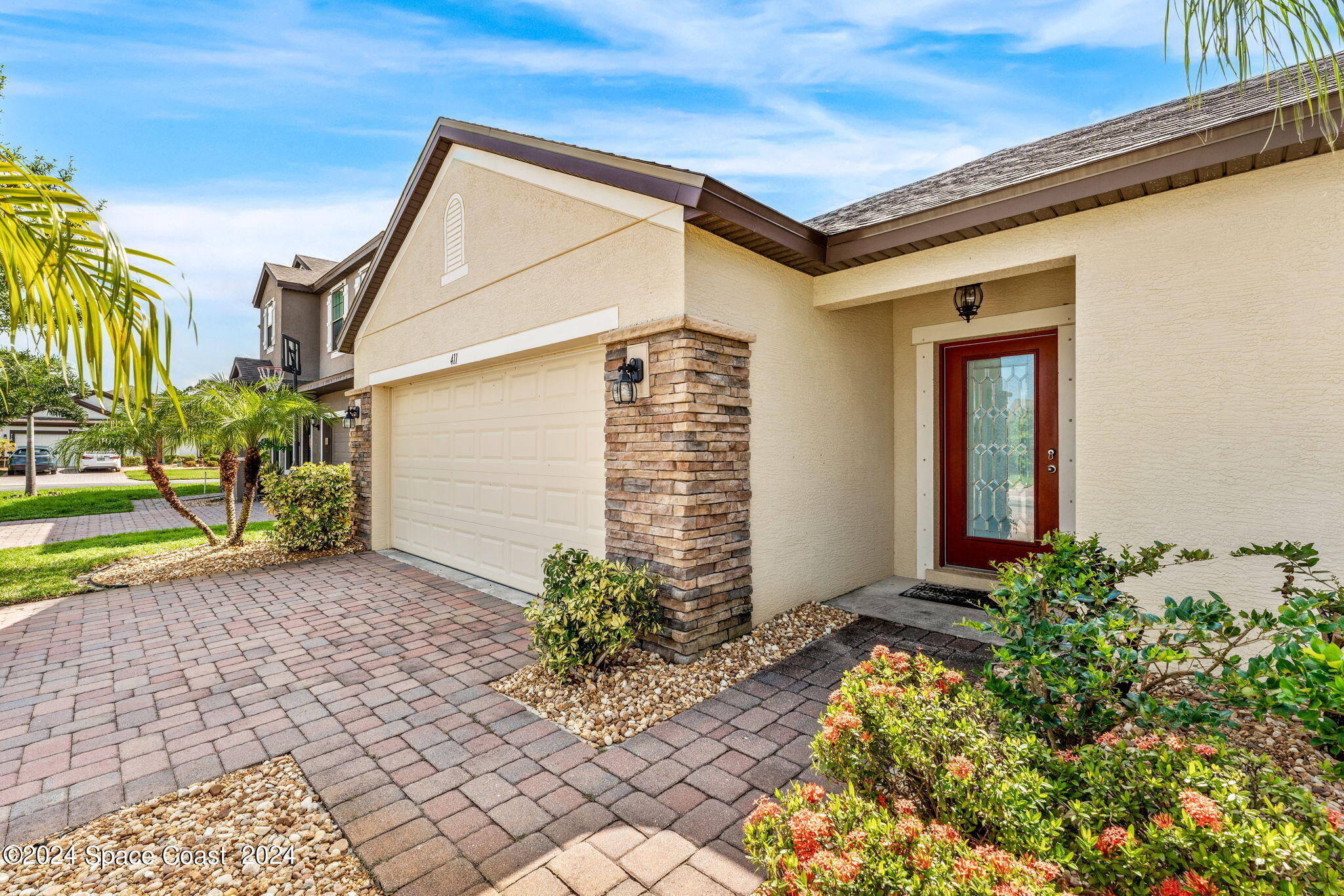 411 Trymore Drive SE