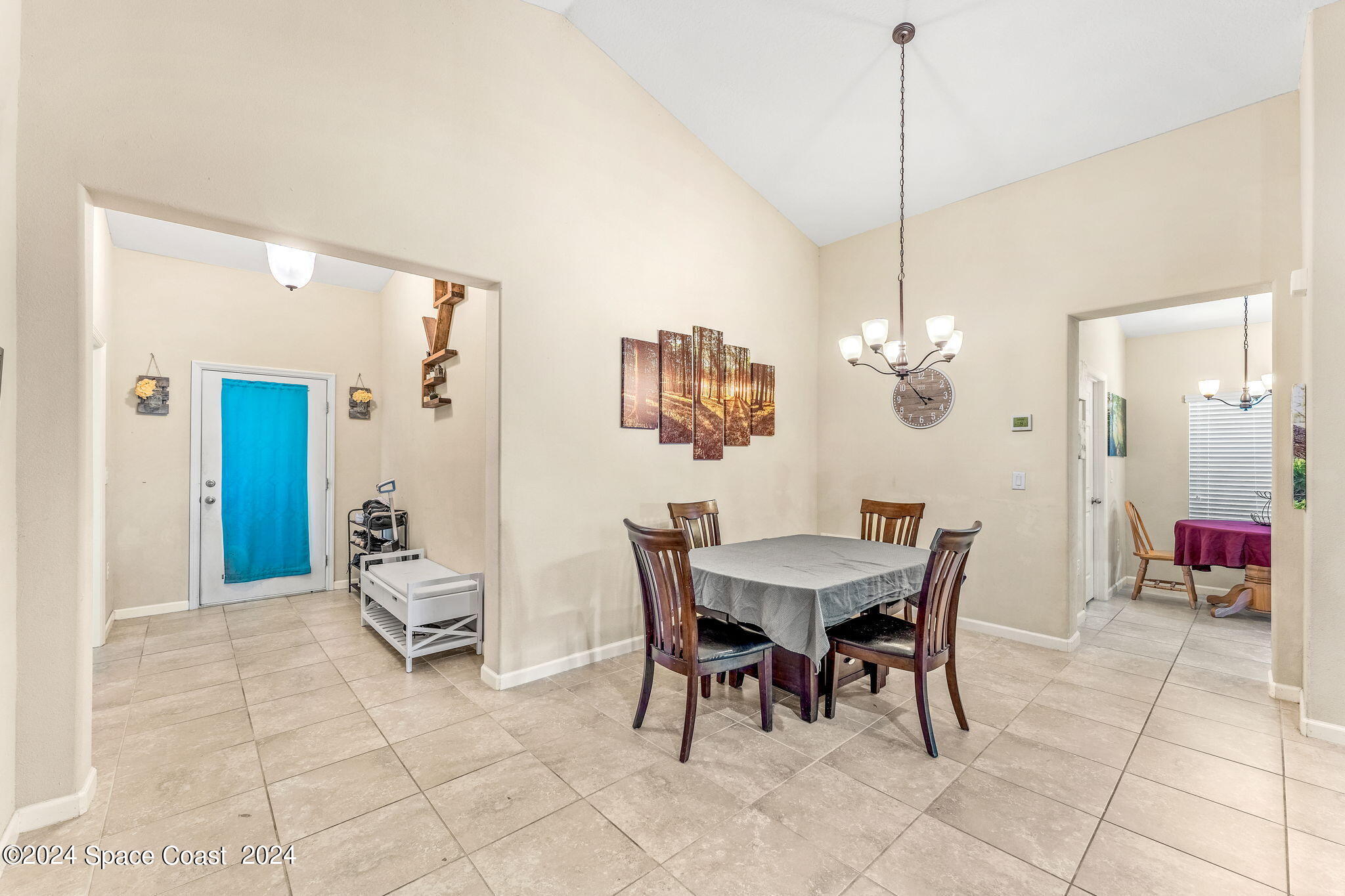 411 Trymore Drive SE