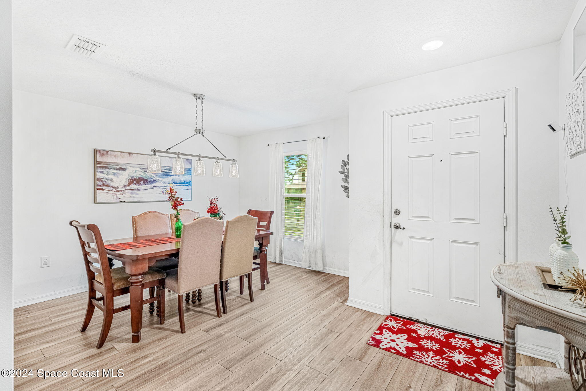 461 Black Horse Street SE
