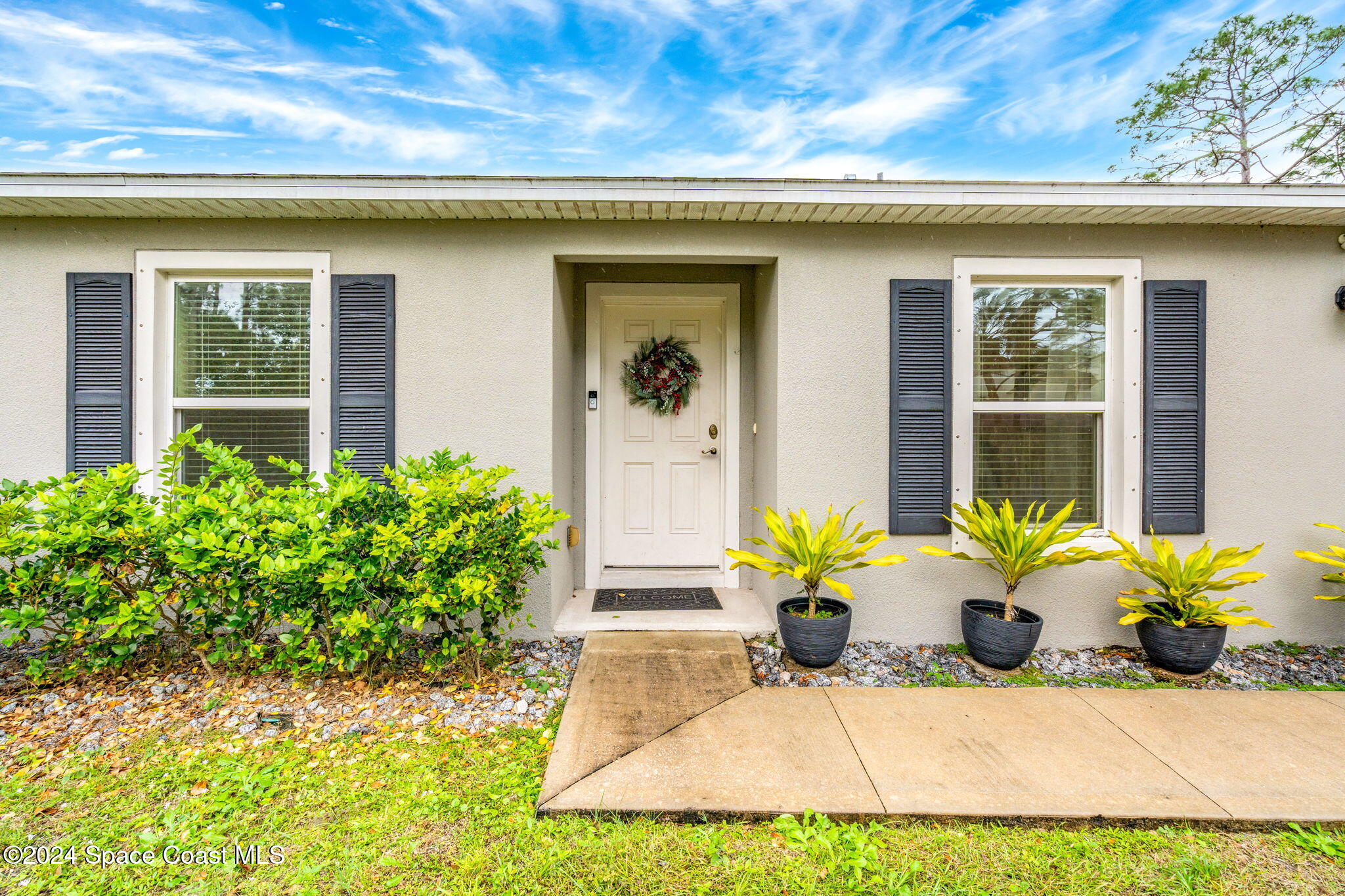 461 Black Horse Street SE