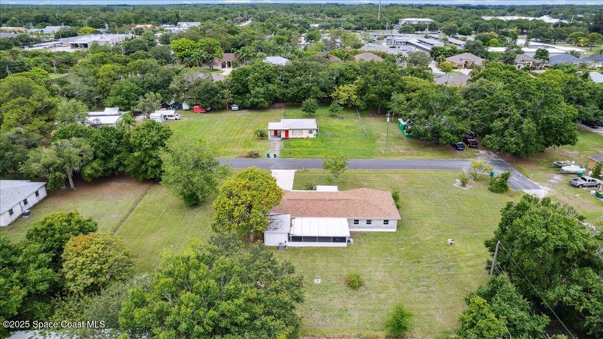 329 Lake Court