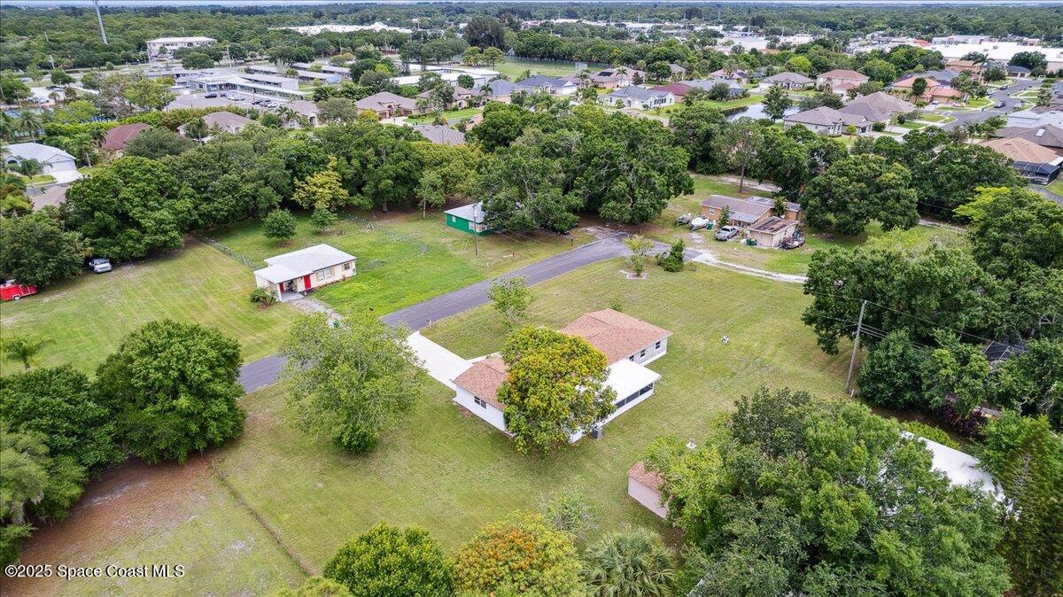 329 Lake Court