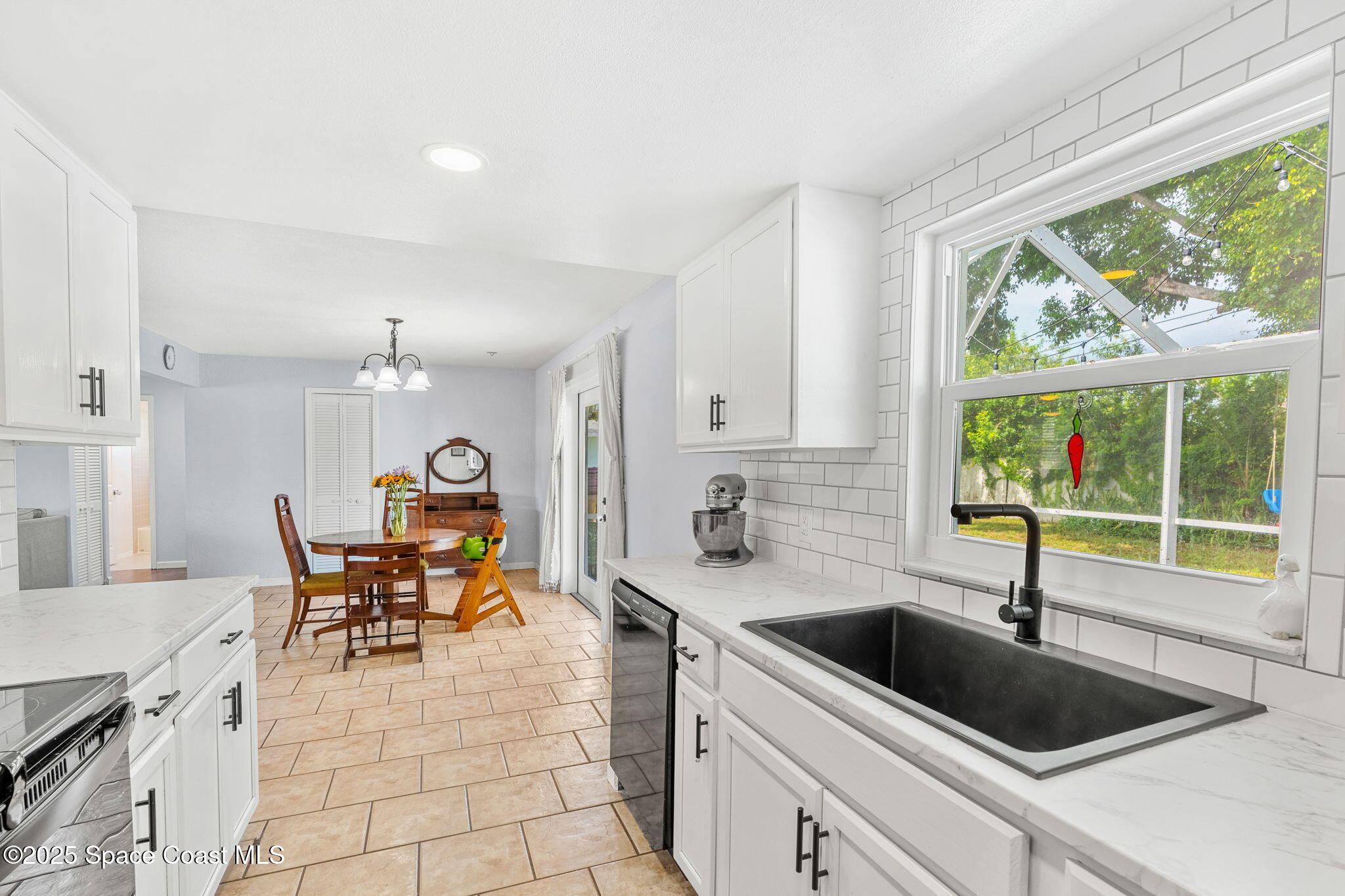 1236 Arnold Drive