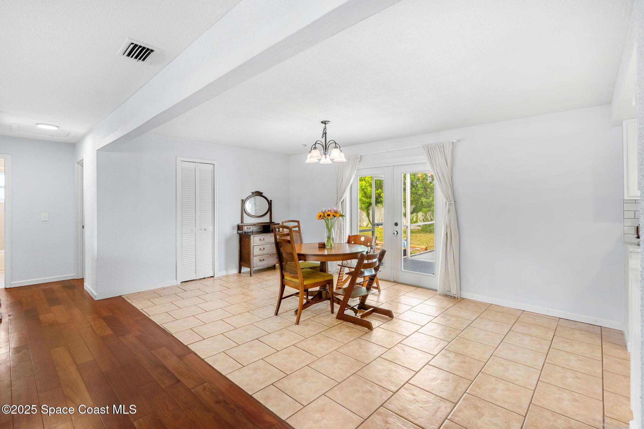1236 Arnold Drive