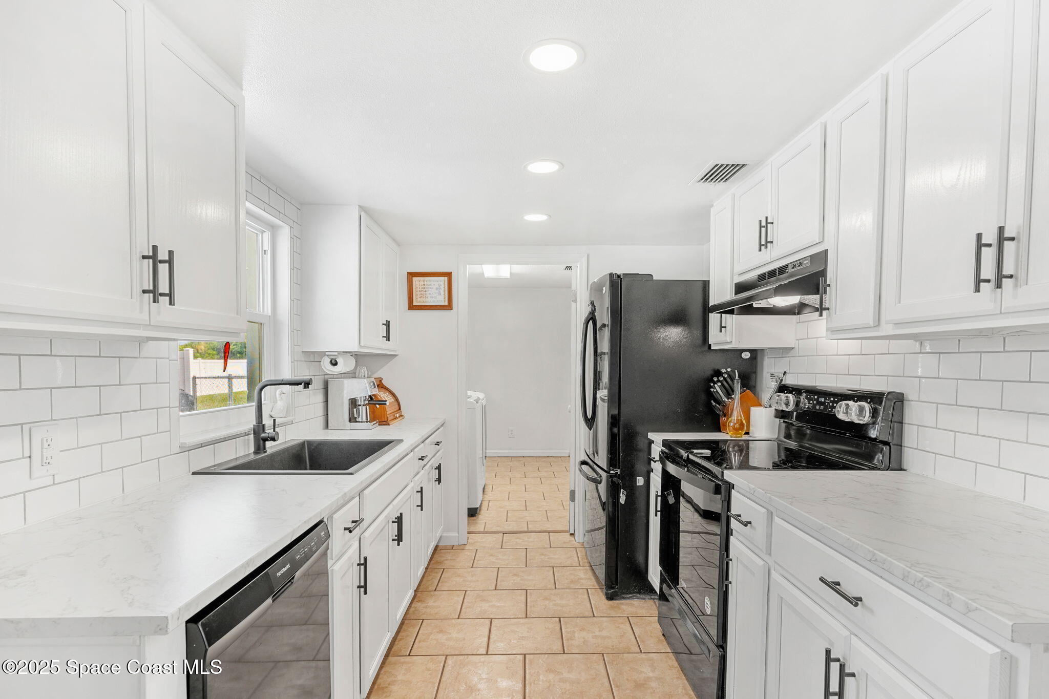 1236 Arnold Drive