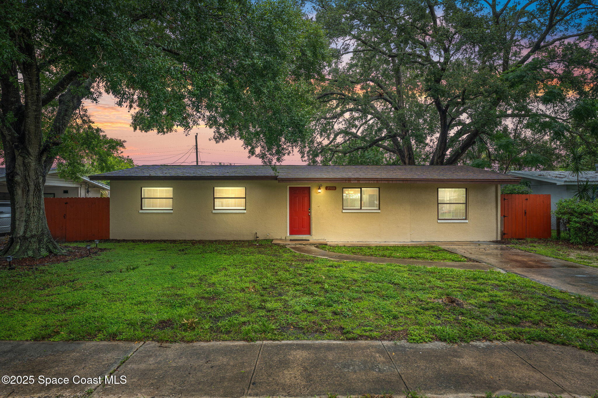 2508 Hathaway Drive