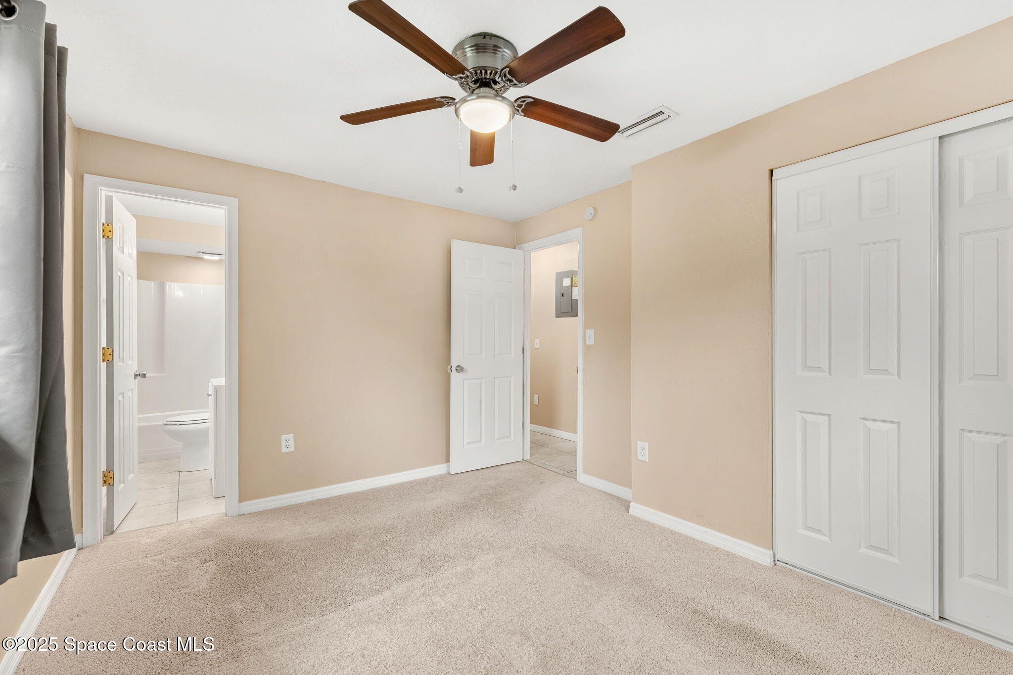 2508 Hathaway Drive