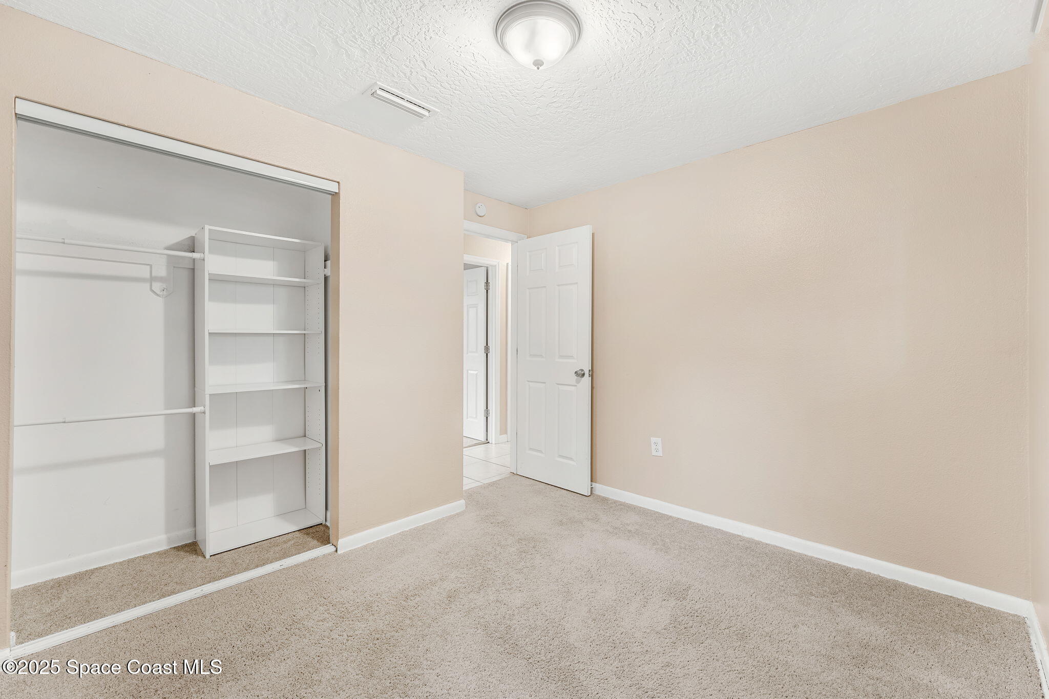 2508 Hathaway Drive