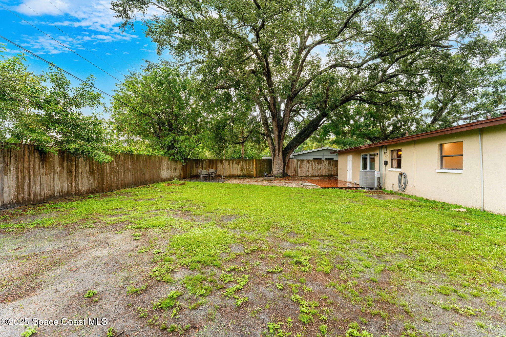 2508 Hathaway Drive