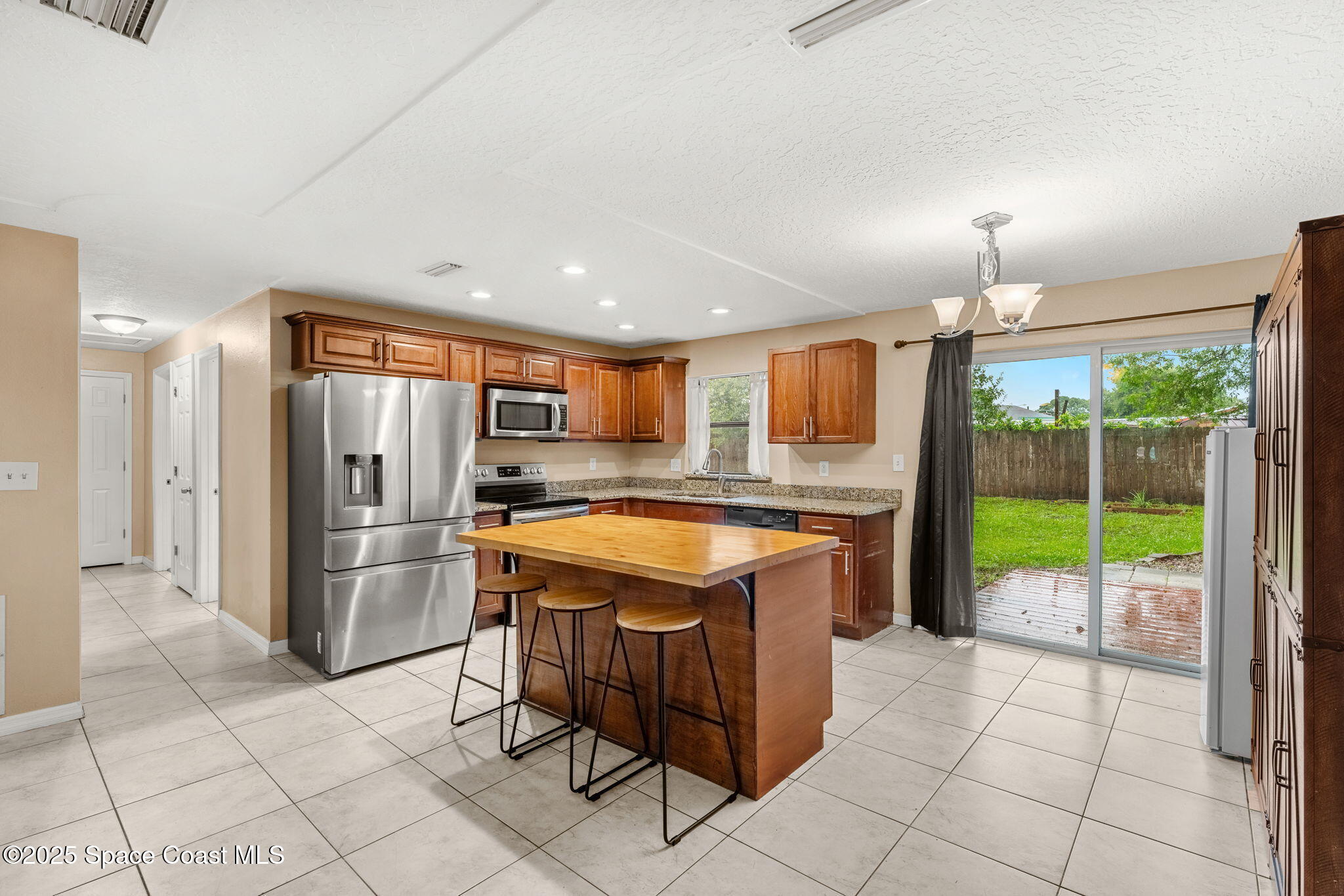 2508 Hathaway Drive