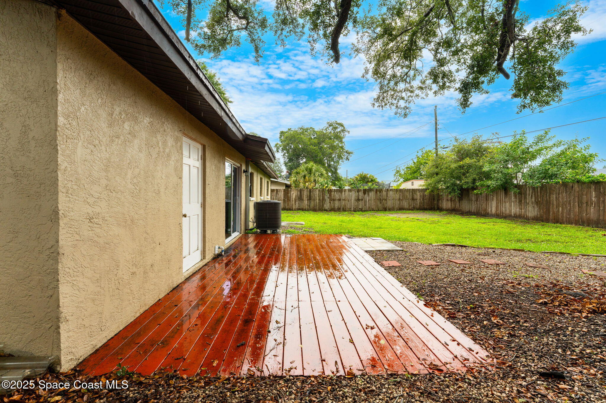 2508 Hathaway Drive