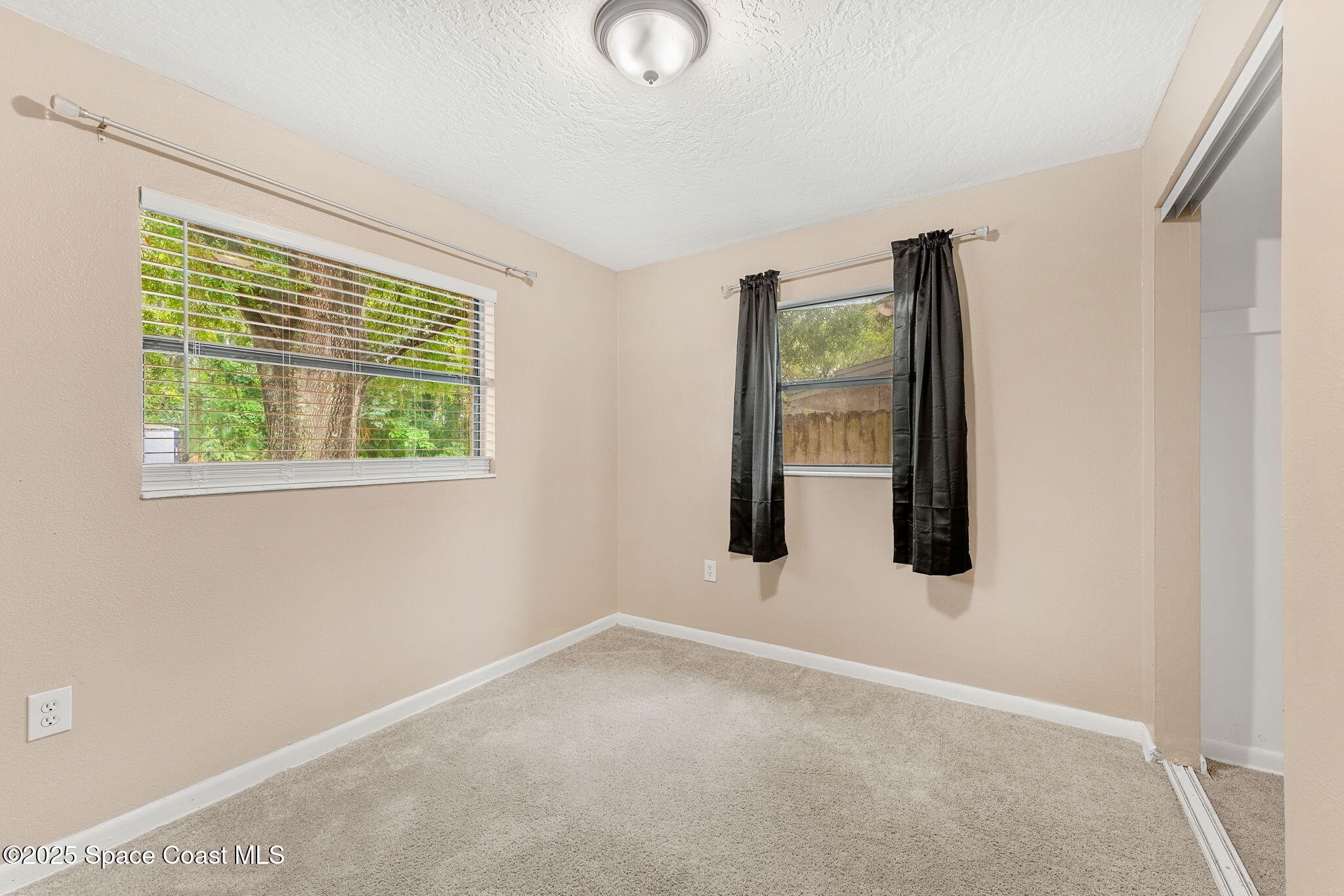 2508 Hathaway Drive