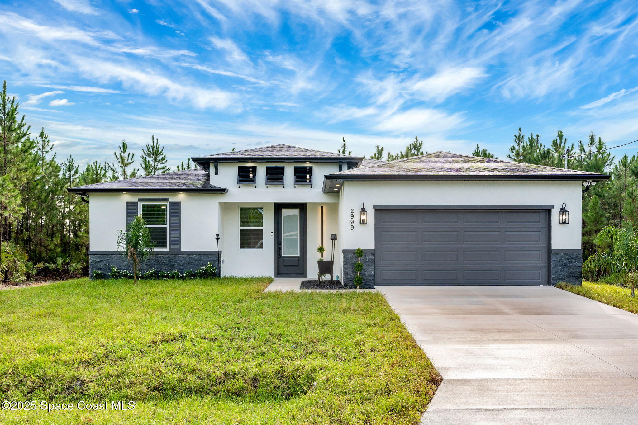 2737 Fields Avenue SE
