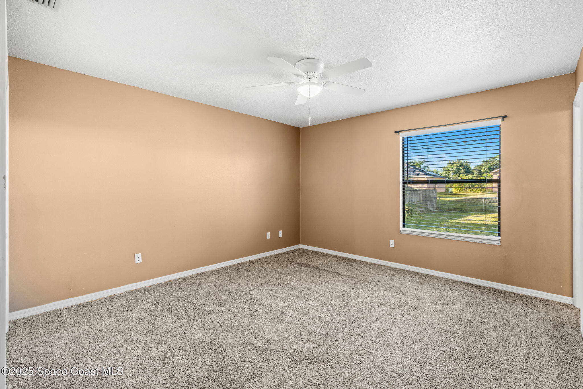 923 Pace Drive NW