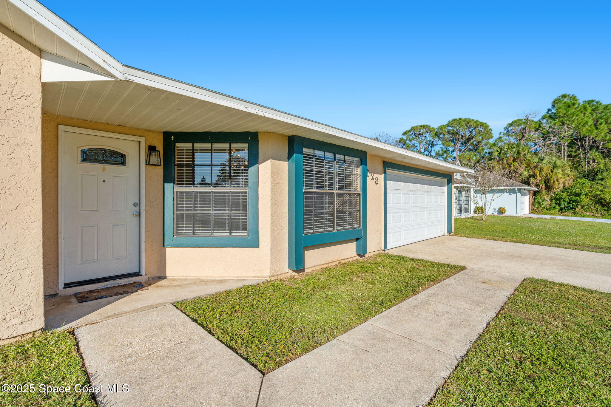 923 Pace Drive NW