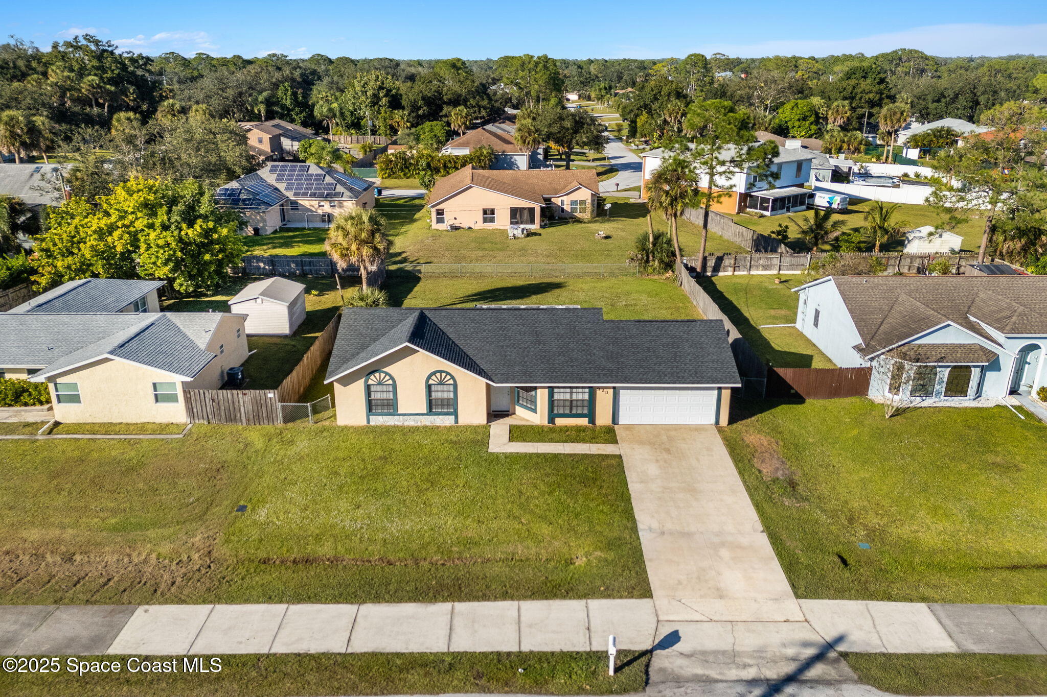 923 Pace Drive NW
