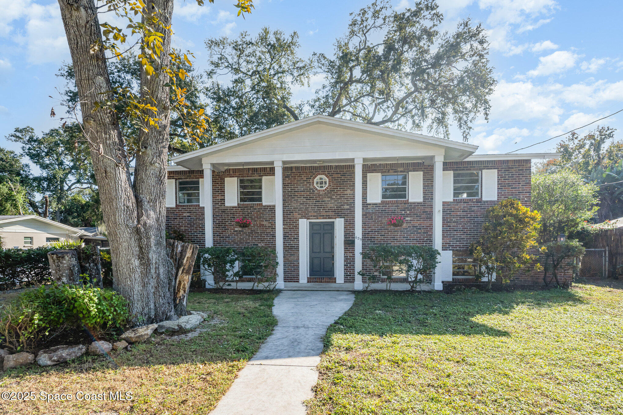 635 Orange Court
