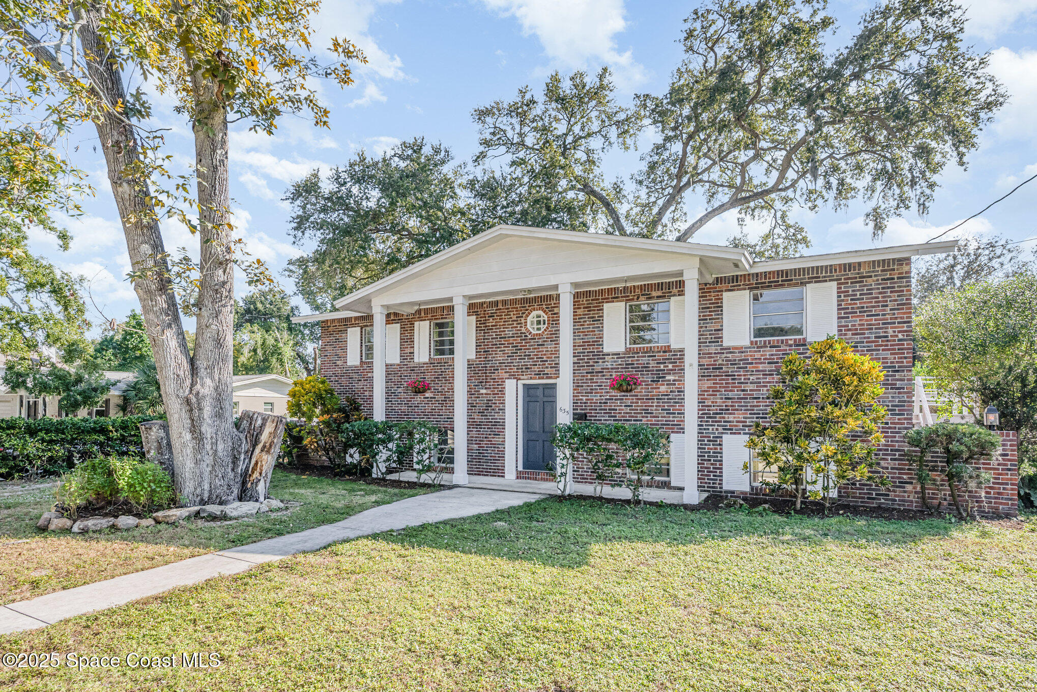 635 Orange Court