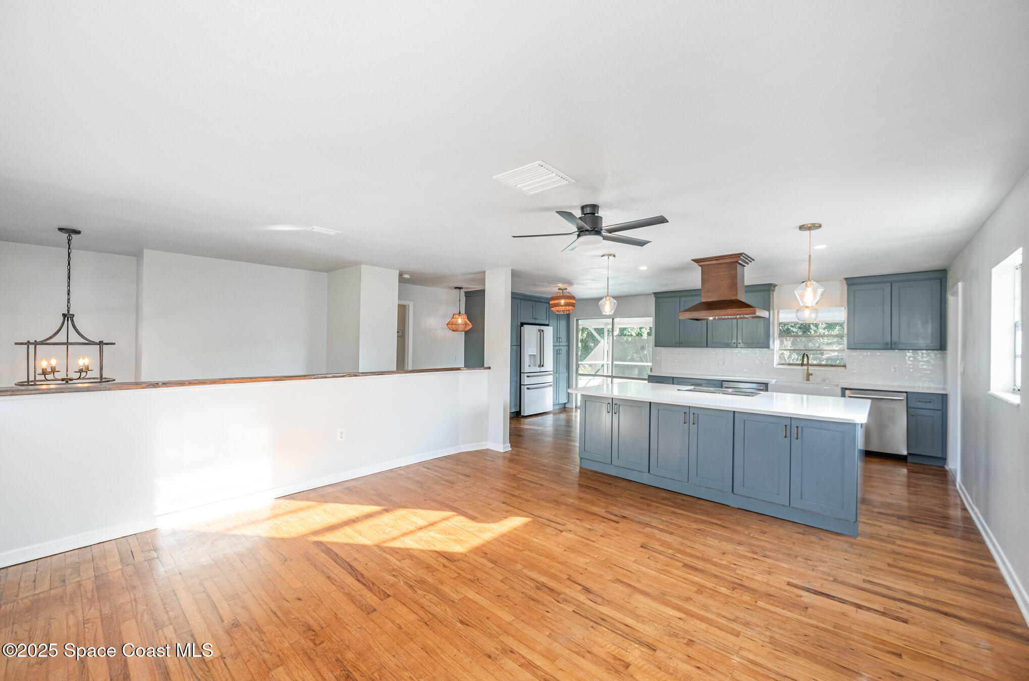 635 Orange Court