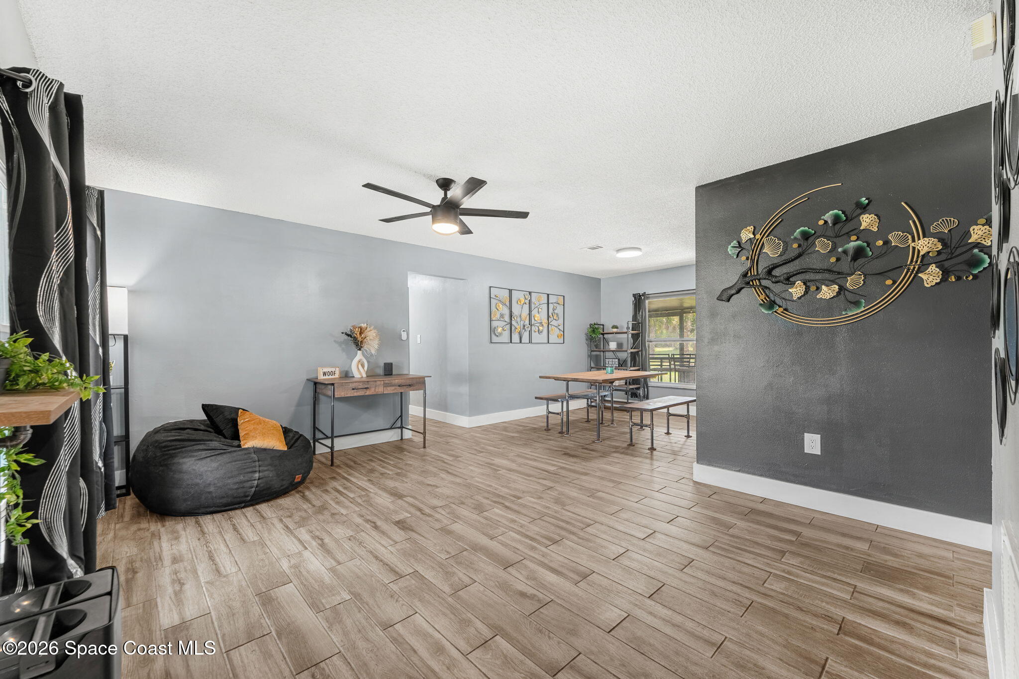 271 Dorado Avenue NE