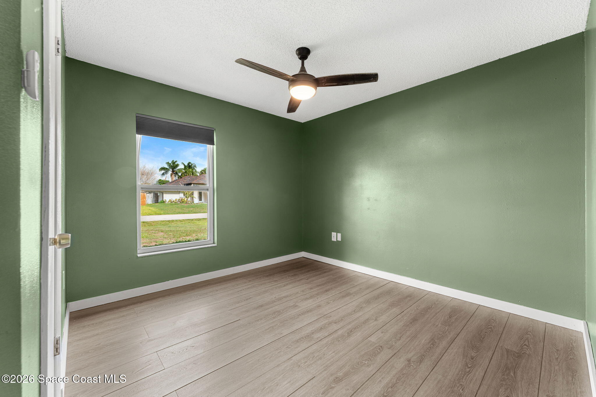 271 Dorado Avenue NE