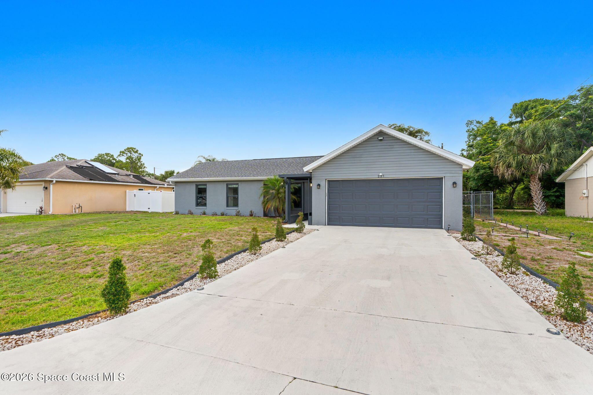 271 Dorado Avenue NE