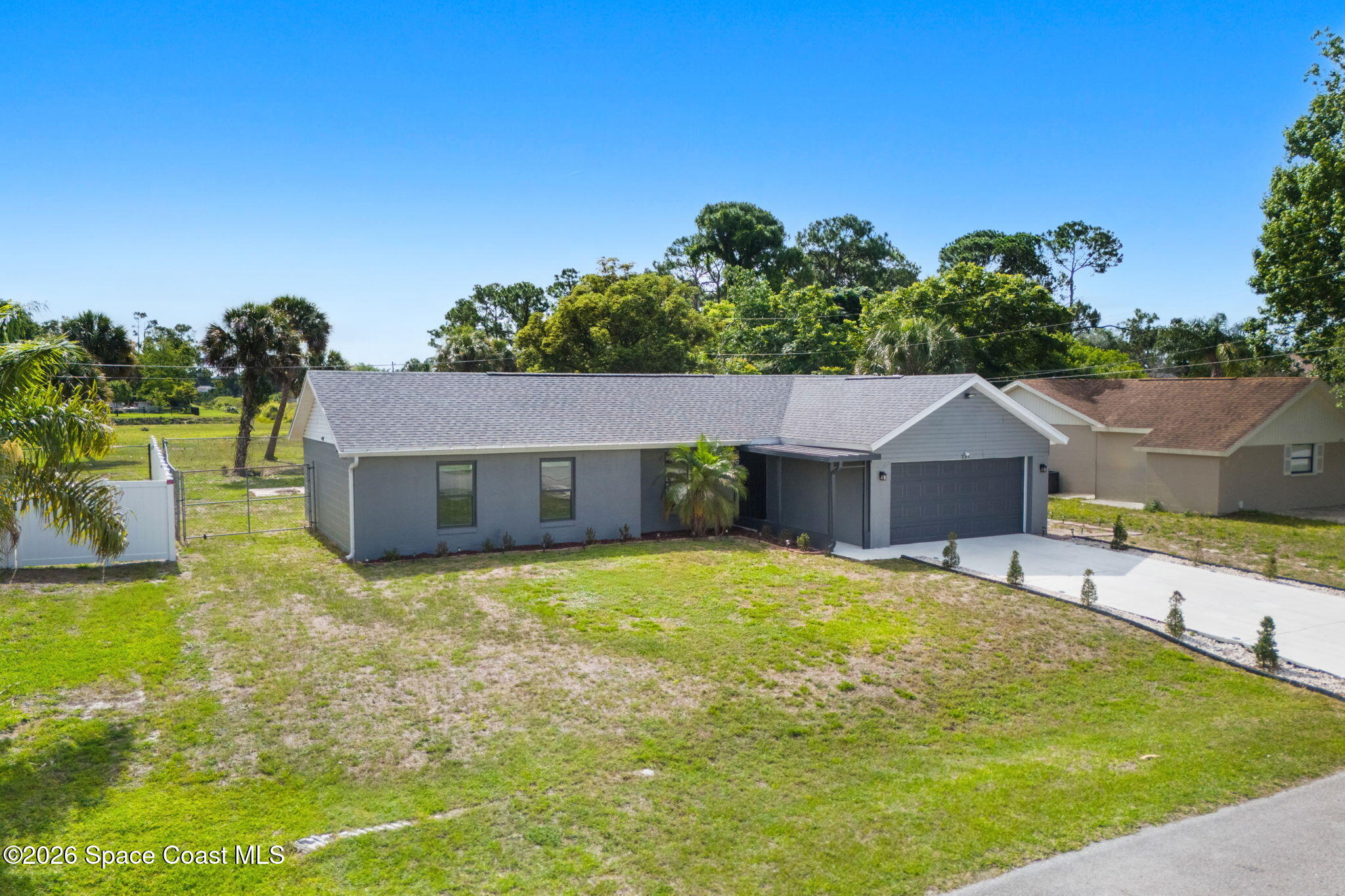 271 Dorado Avenue NE
