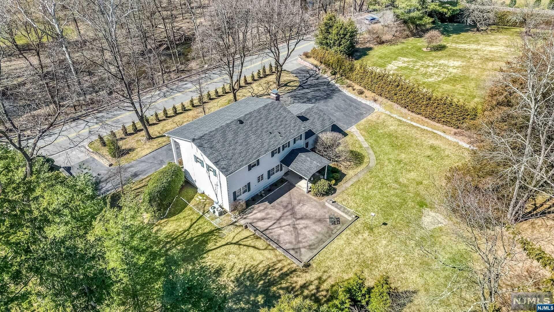 943 East Saddle River Road