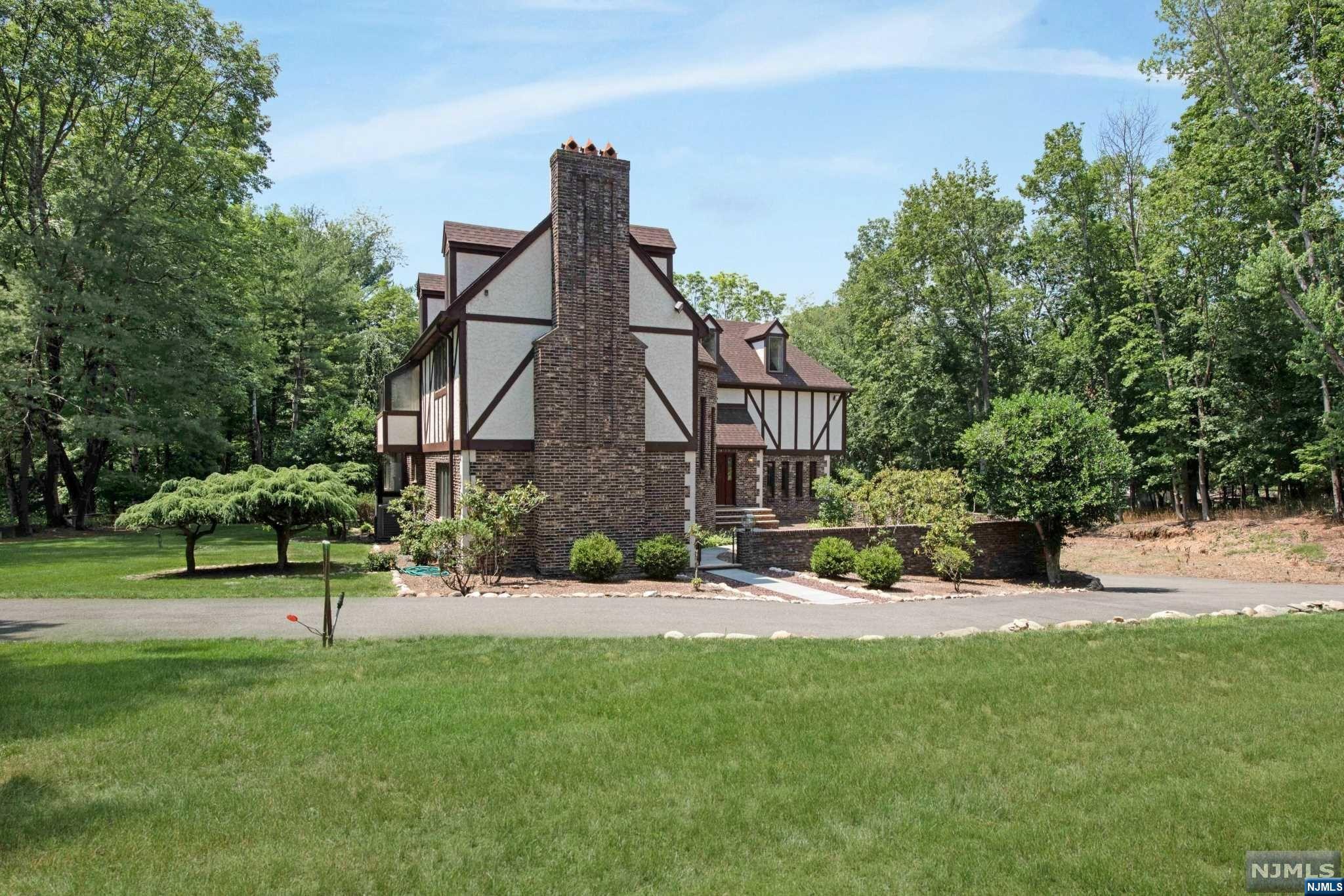 245 East Saddle River Road