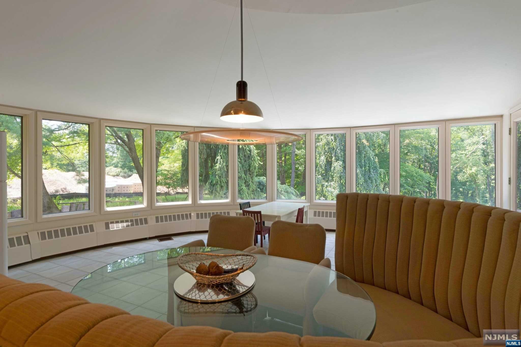 245 East Saddle River Road