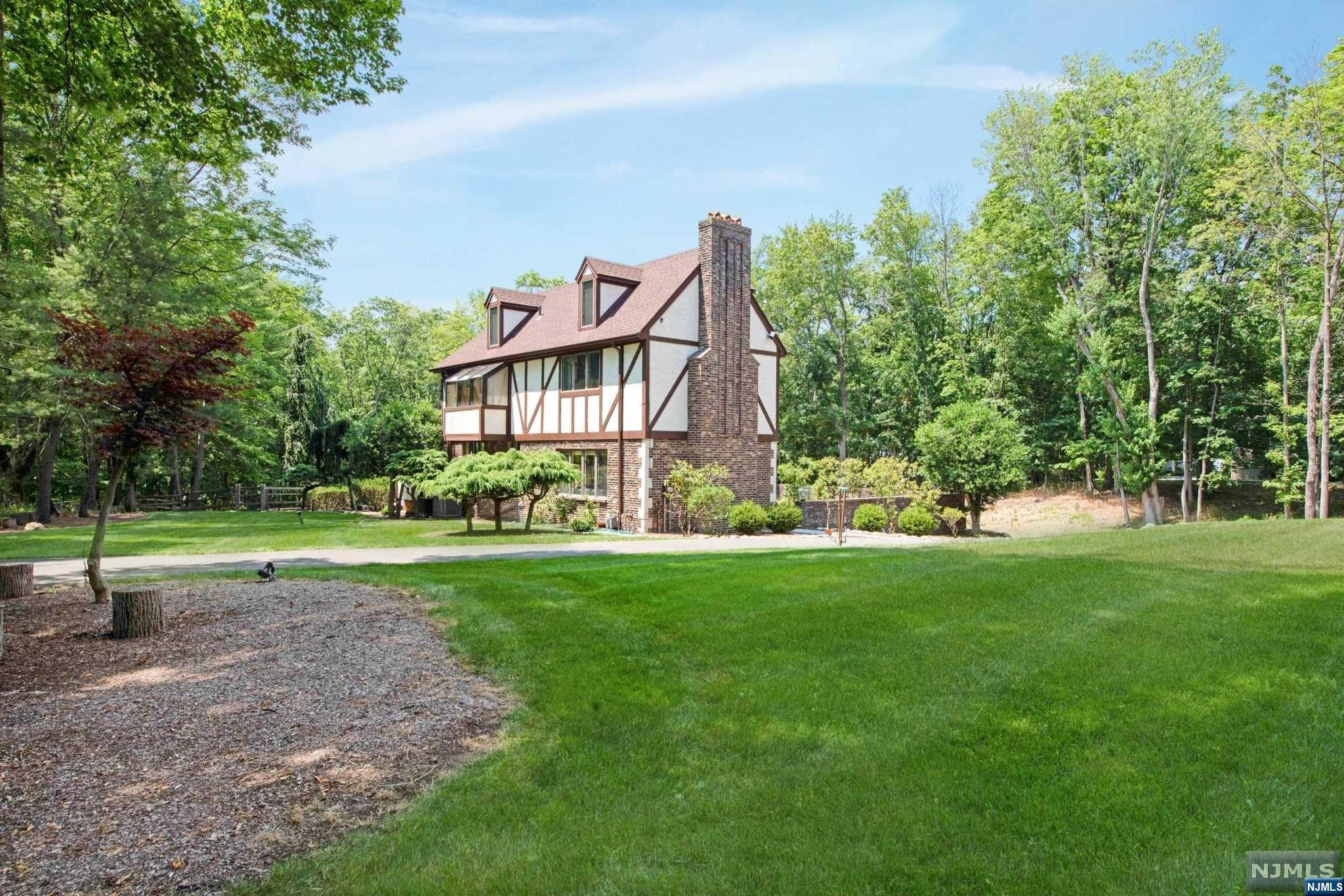 245 East Saddle River Road