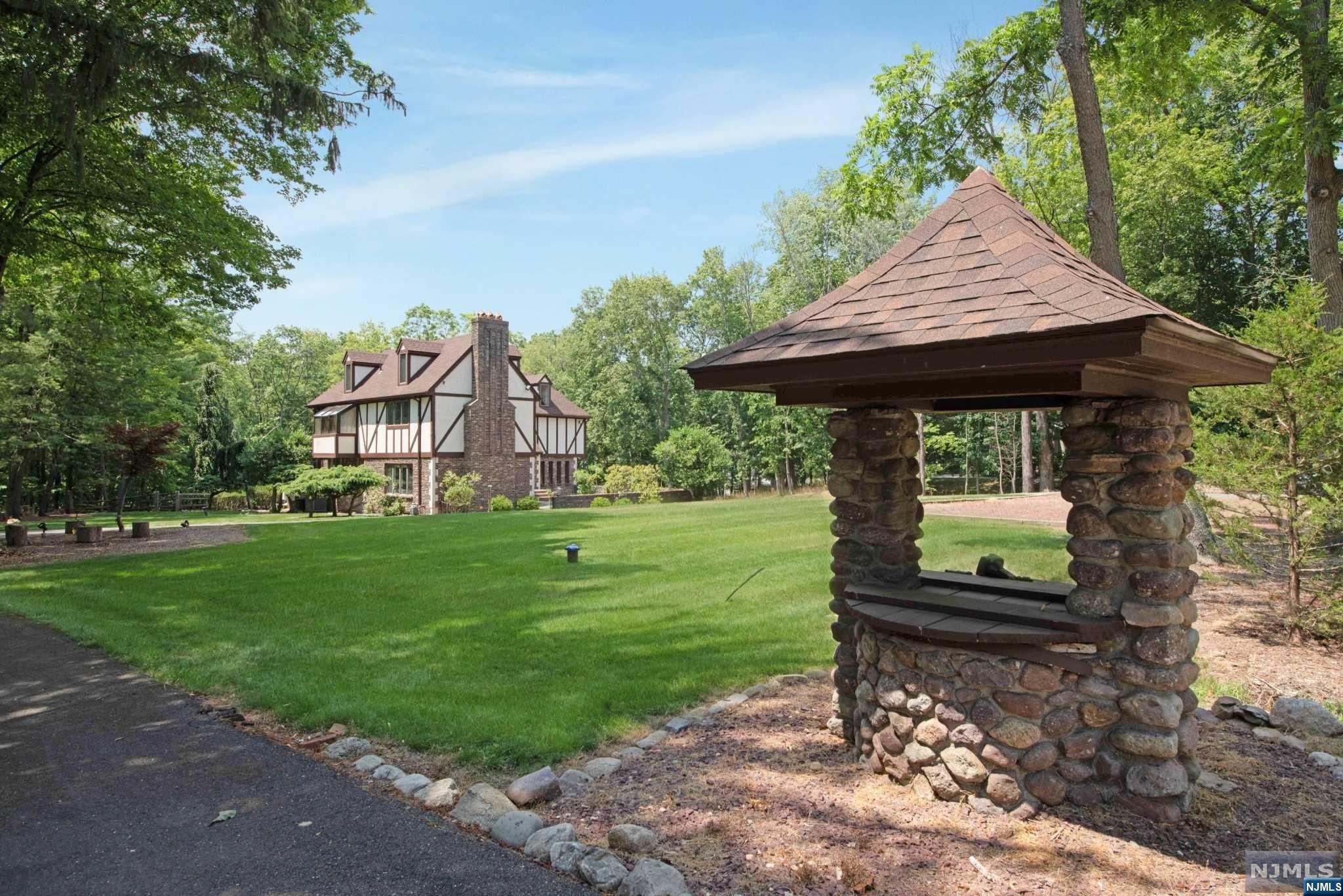 245 East Saddle River Road