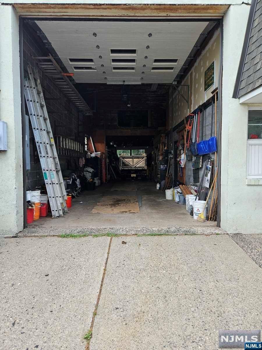 54 South Front Street