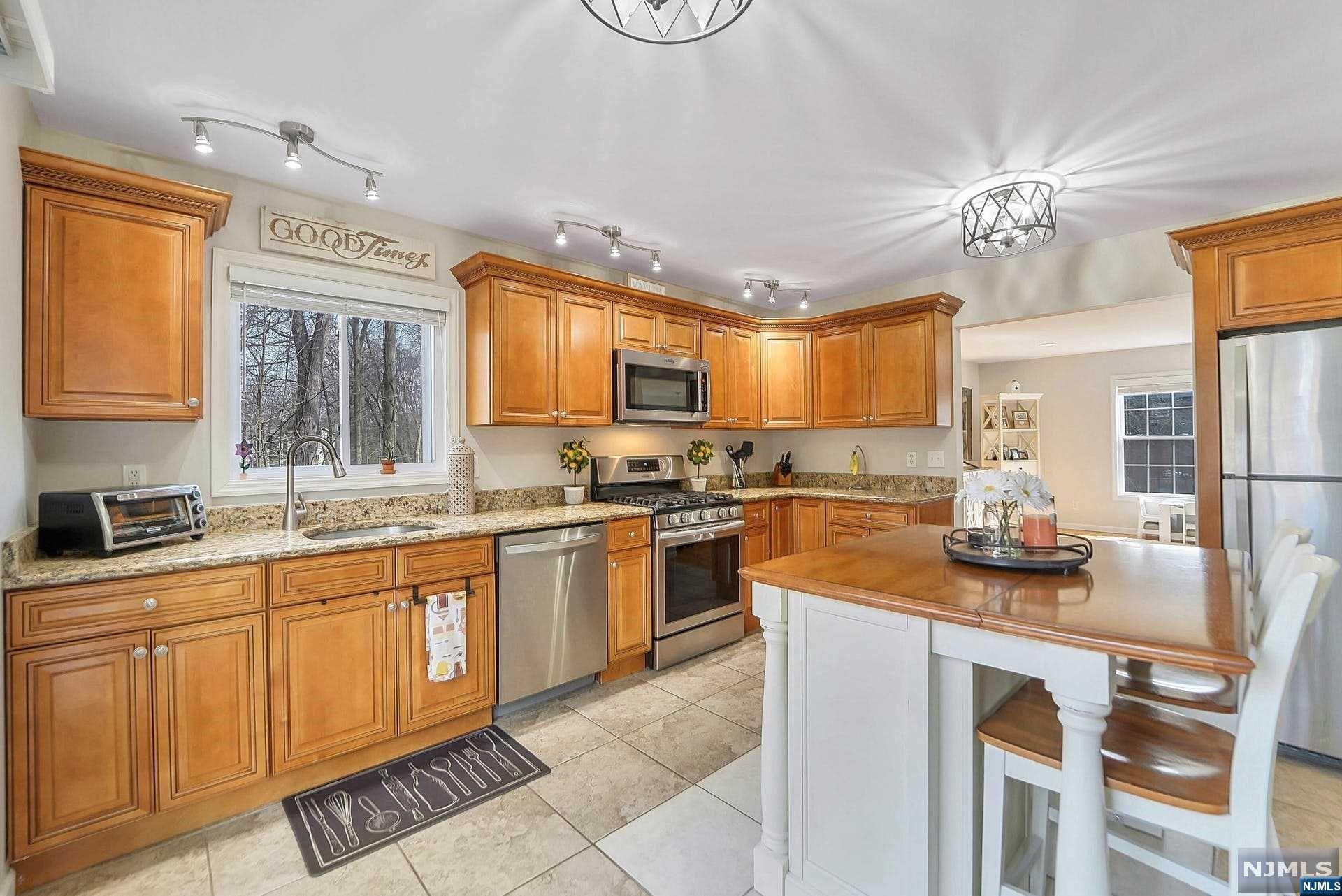 52 Beechwood Drive
