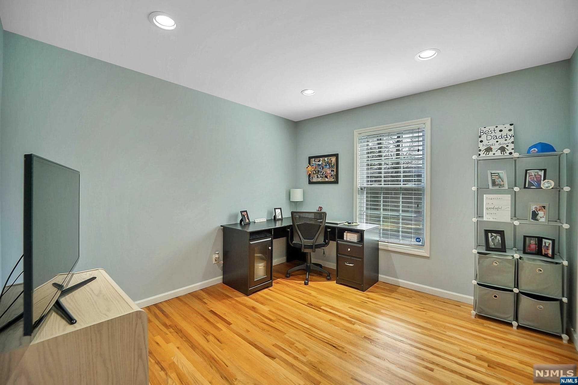 52 Beechwood Drive