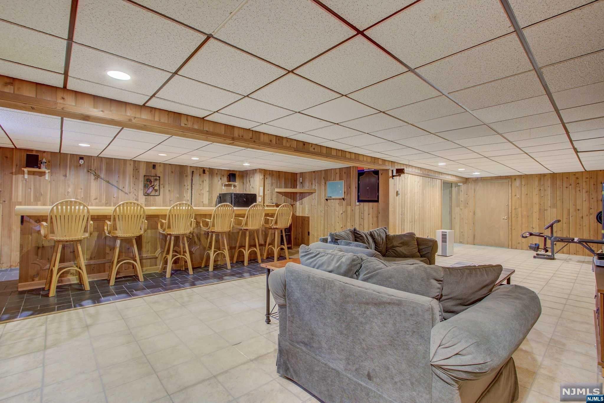 6 Sweetwater Lane